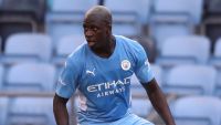 Benjamin Mendy hậu vệ biên chế Man City thoát tội hiếp dâm